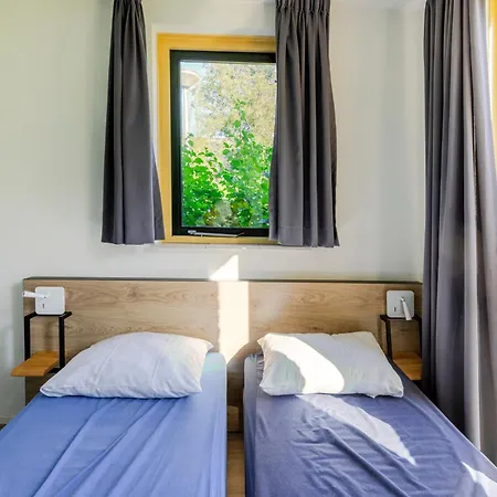 4 - Persoons Forest 159 * Ewijk