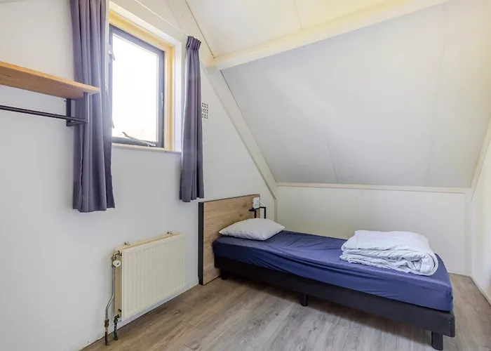 펜션 4 - Persoons Forest 159 Ewijk