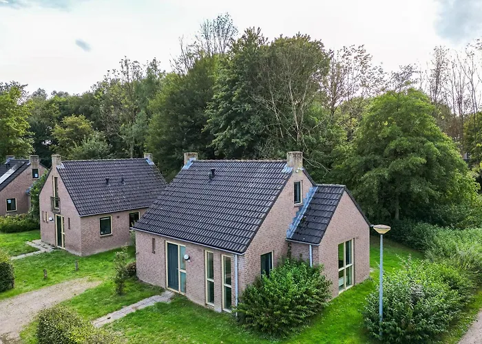 펜션 4 - Persoons Forest 159 Ewijk